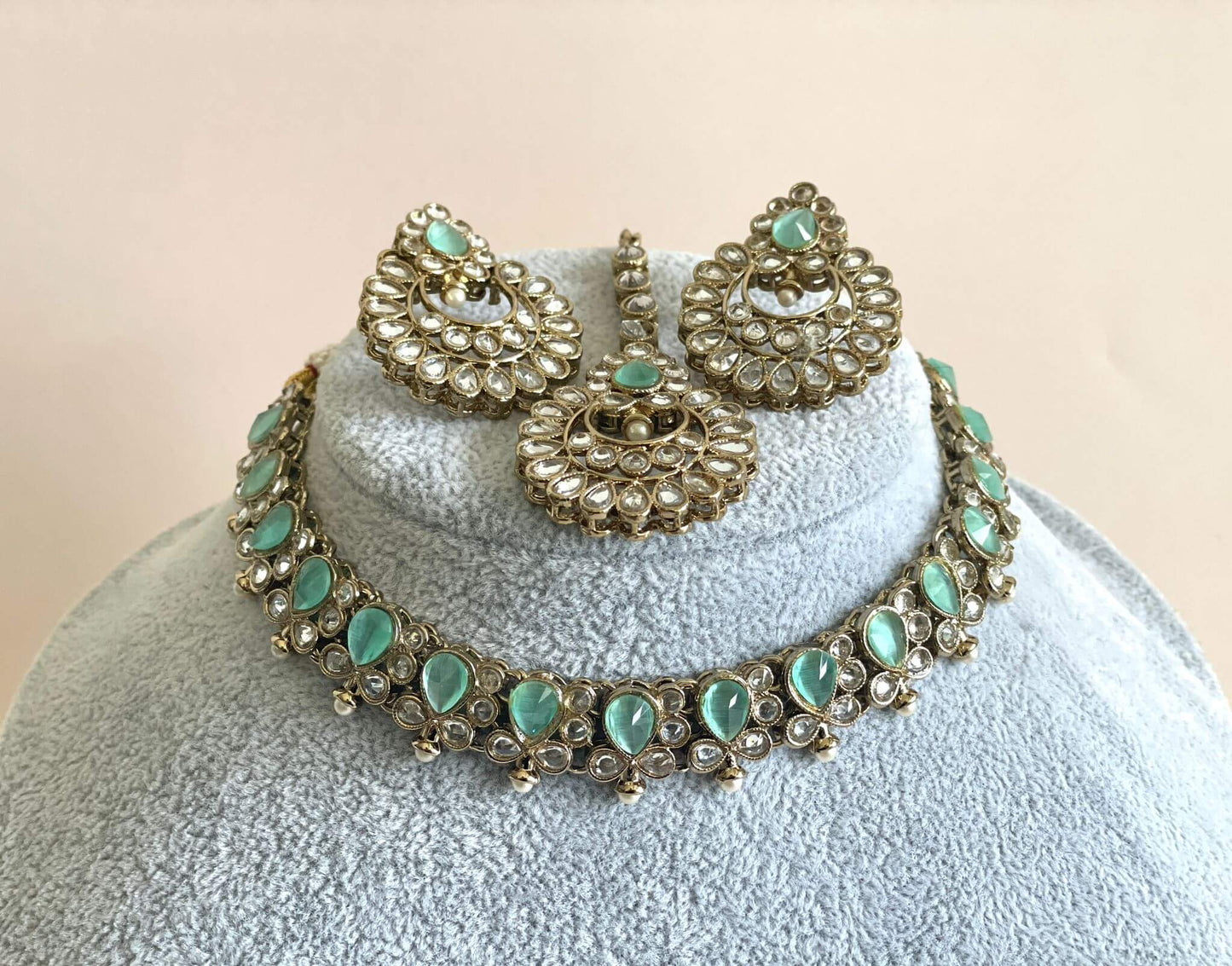 Mint Green Reverse AD Choker
