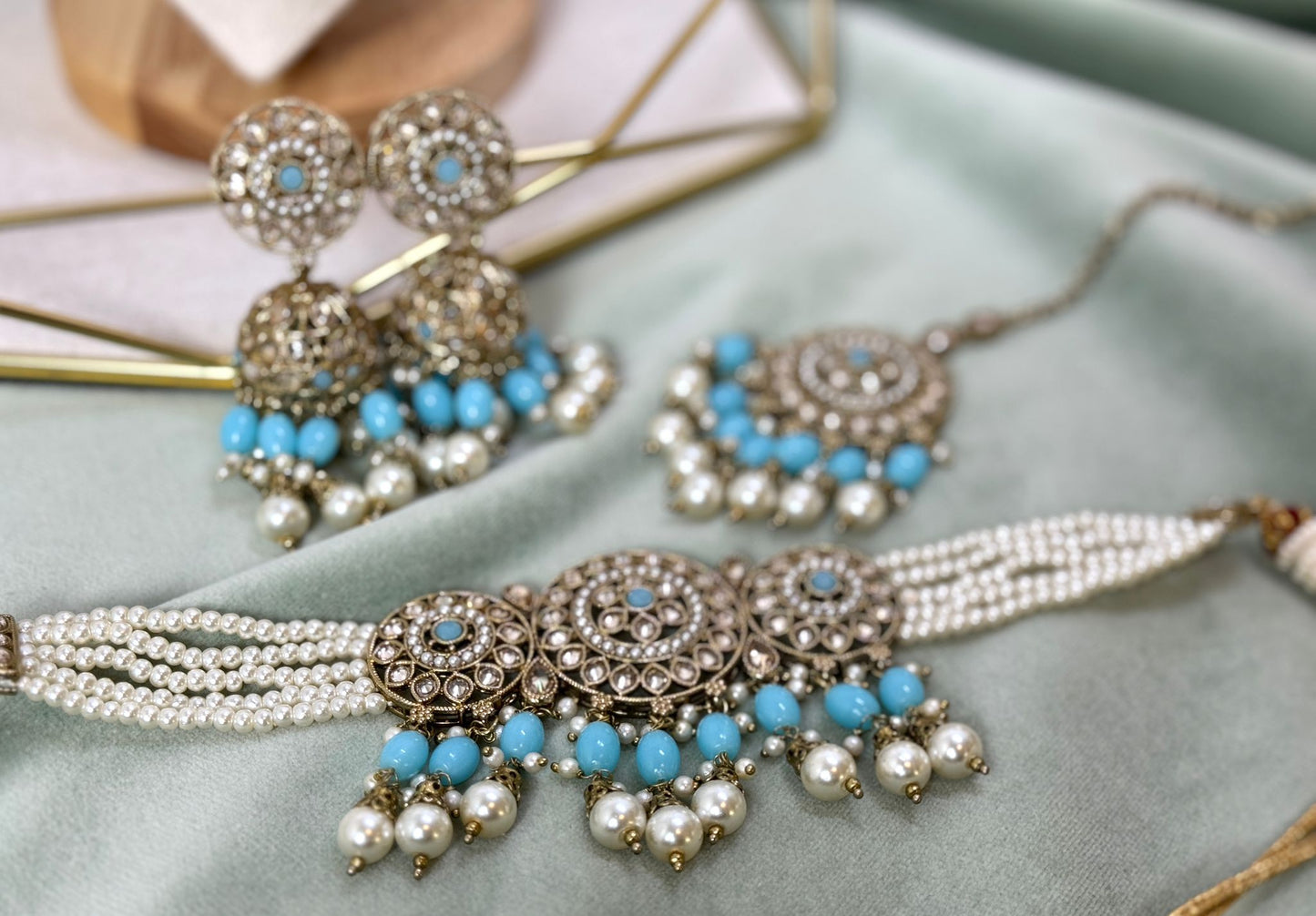 Sky Blue Pearl Choker - Grace 1002