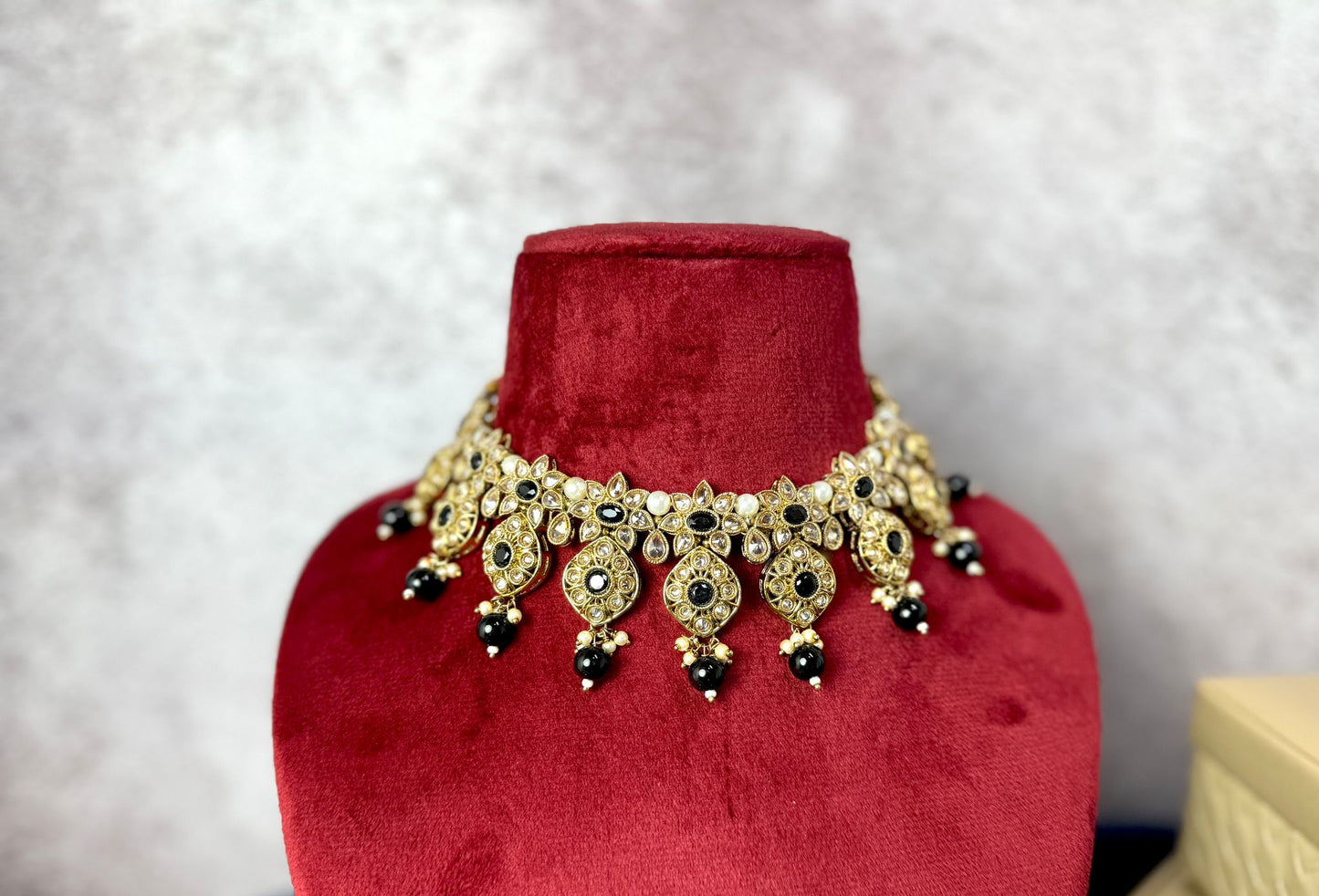 Black Gold Choker- Majesty 1011