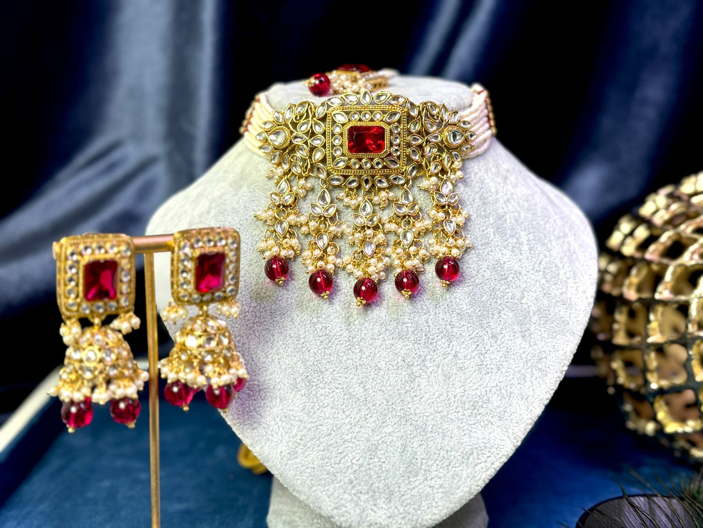 Red and Gold Choker Set- Majesty 1006