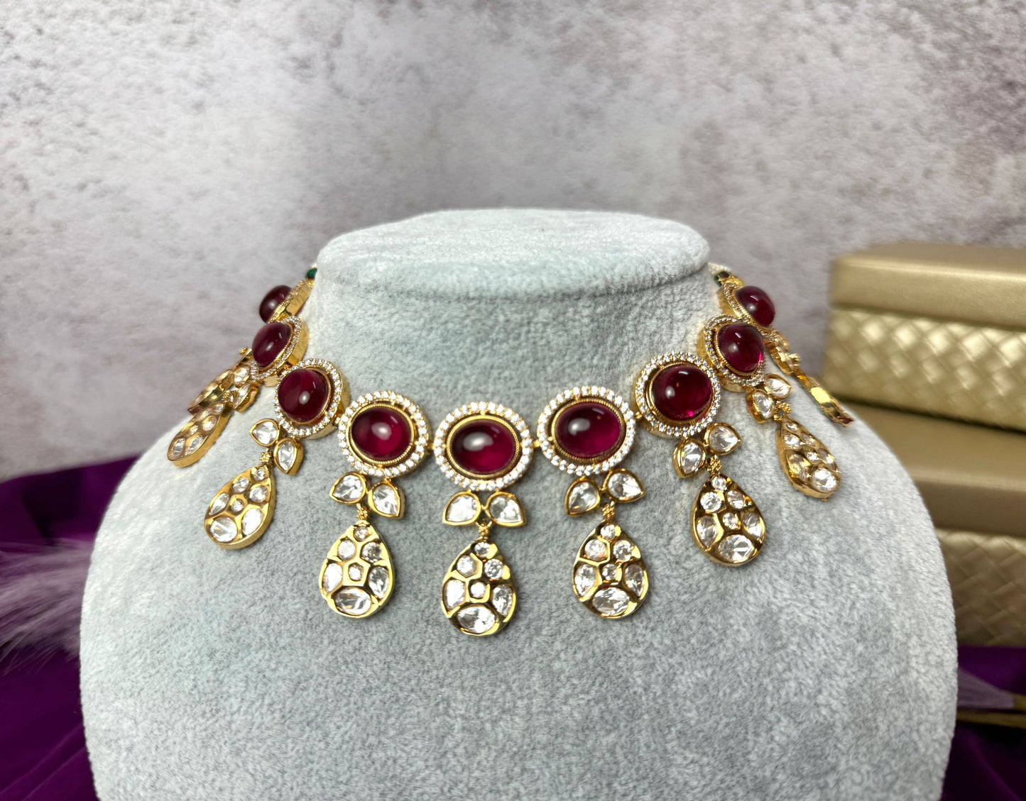 Red Gold Tyaani Choker- Roar 1022