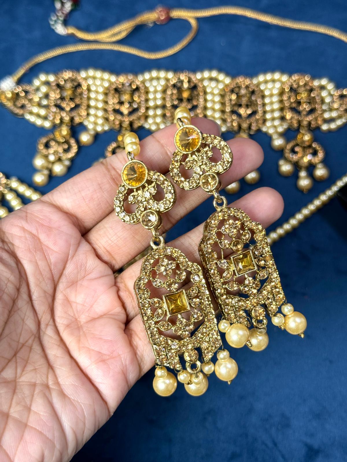 Gold Champagne Pearl Choker Set - Majesty 1001