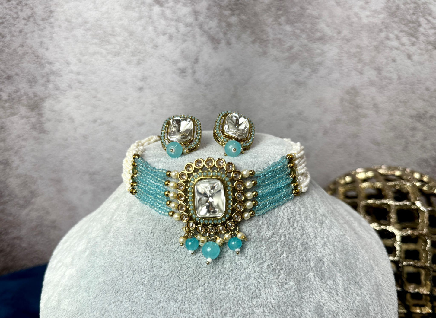 Light Blue Polki Choker- Majesty 1019