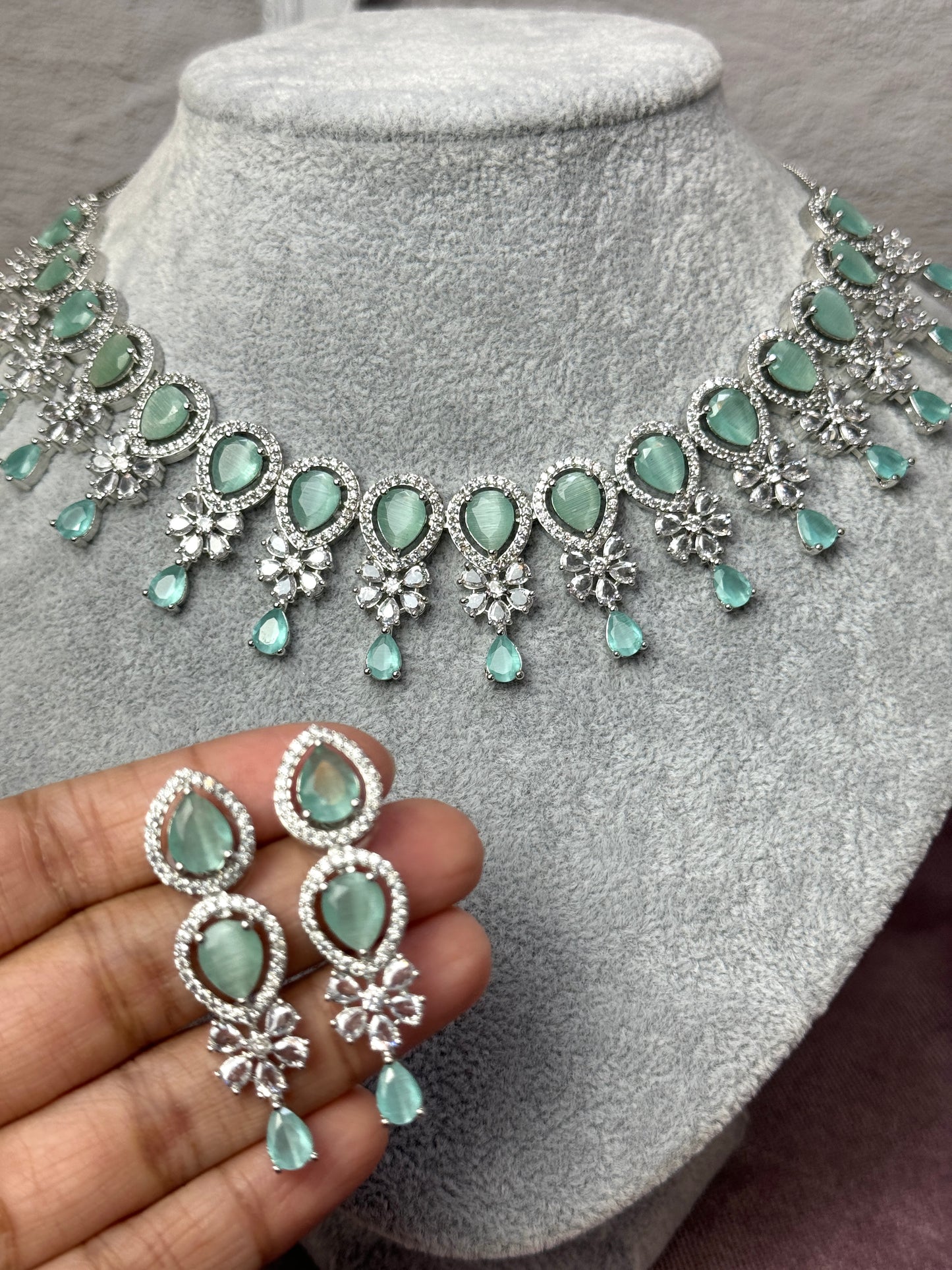 Mint green Ad Choker Glaze 1009
