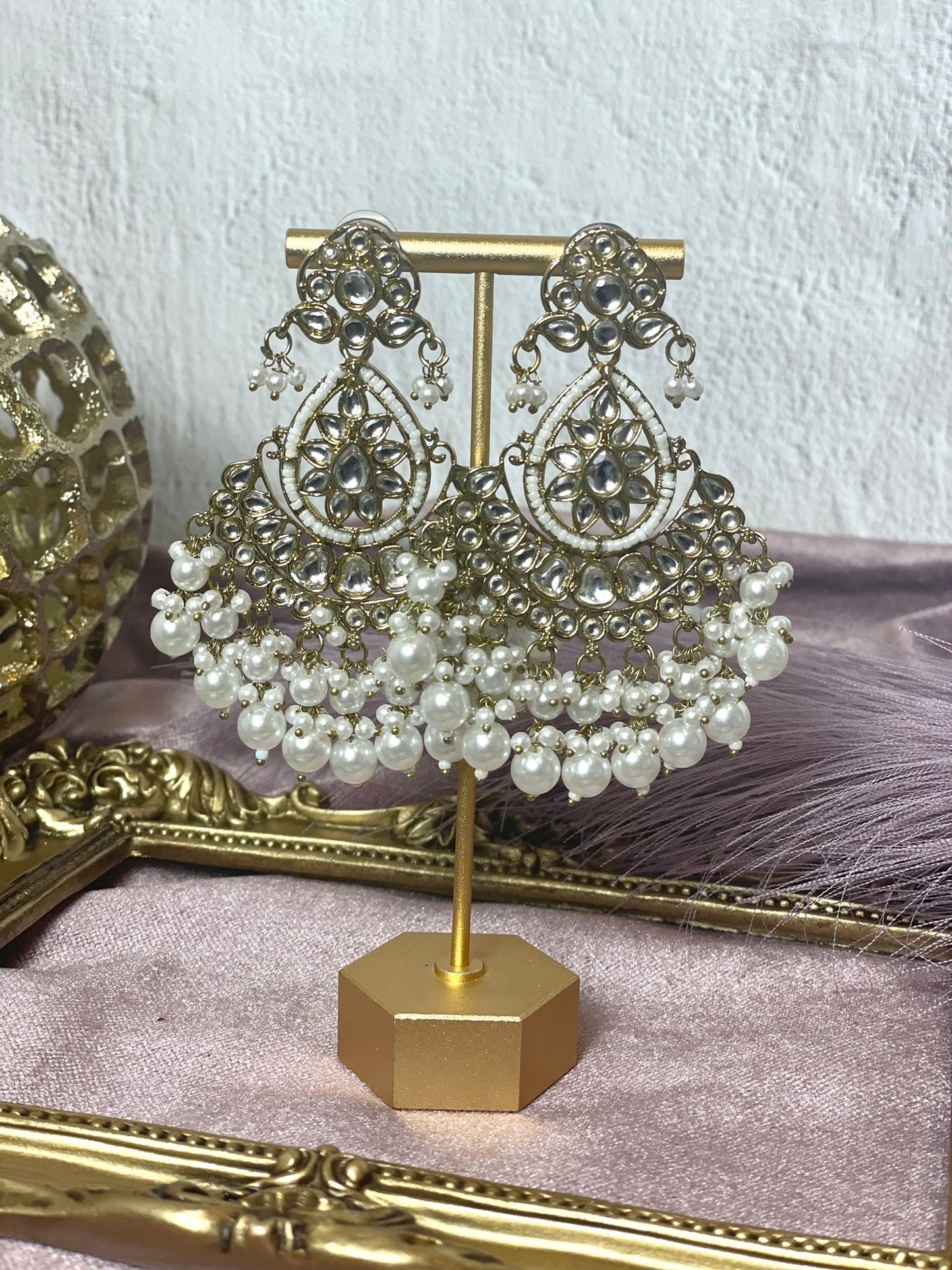 White Pearl Chandbali - Aura 1007