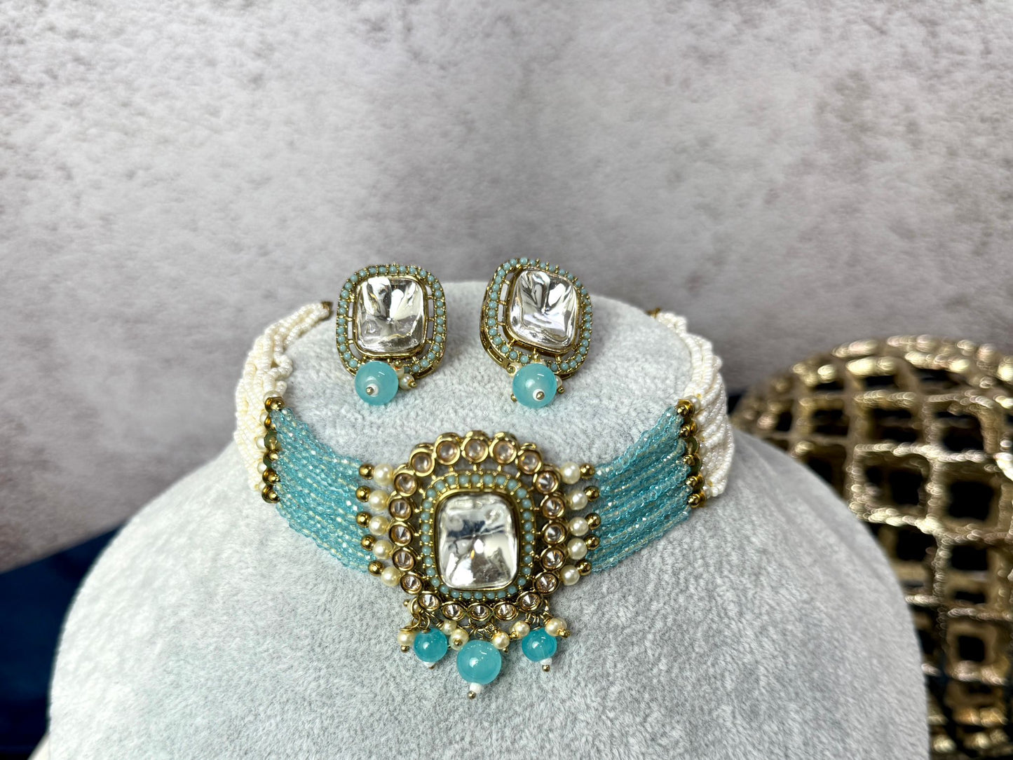 Light Blue Polki Choker- Majesty 1019