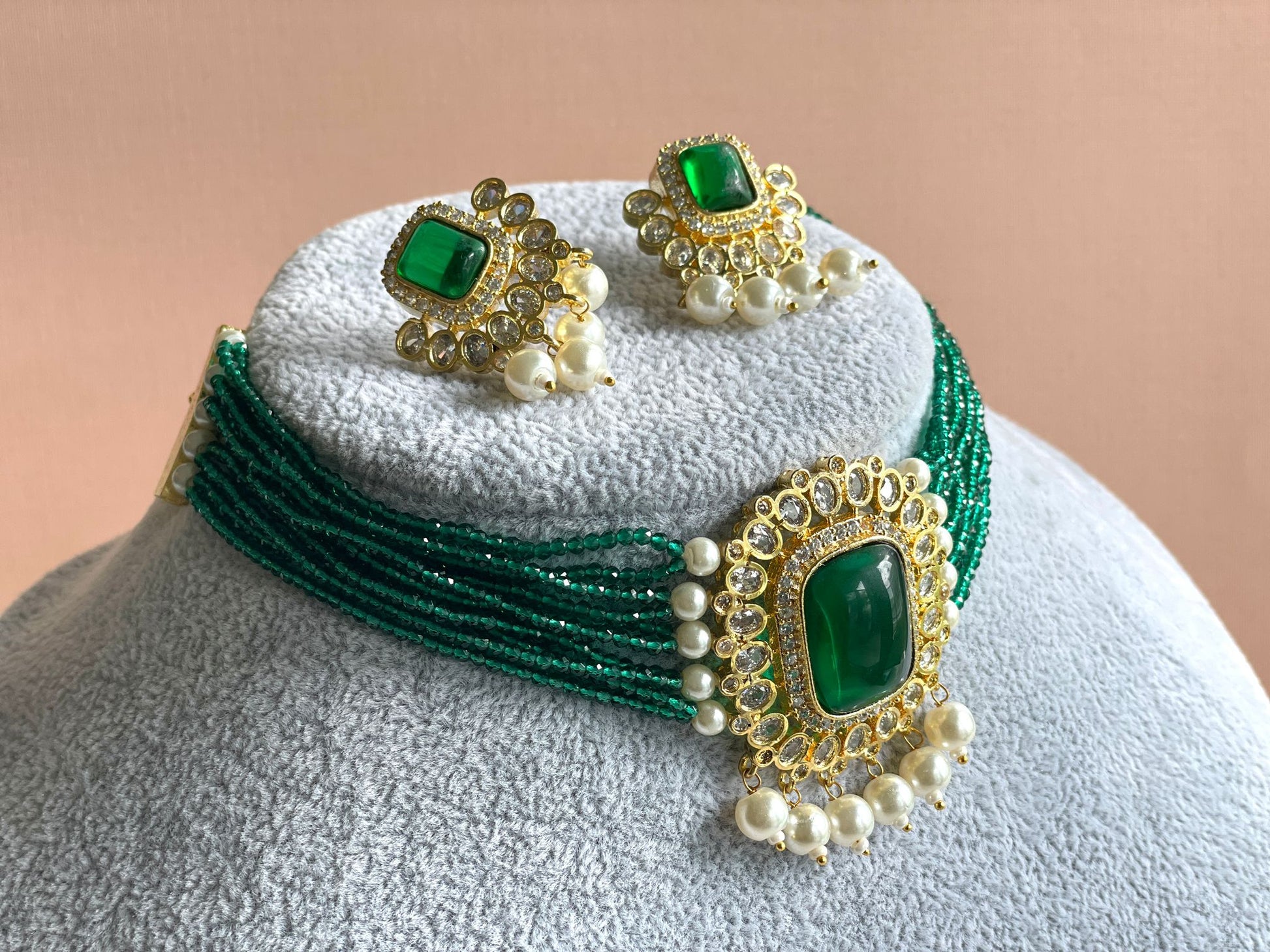 Green and Gold Kundan Choker