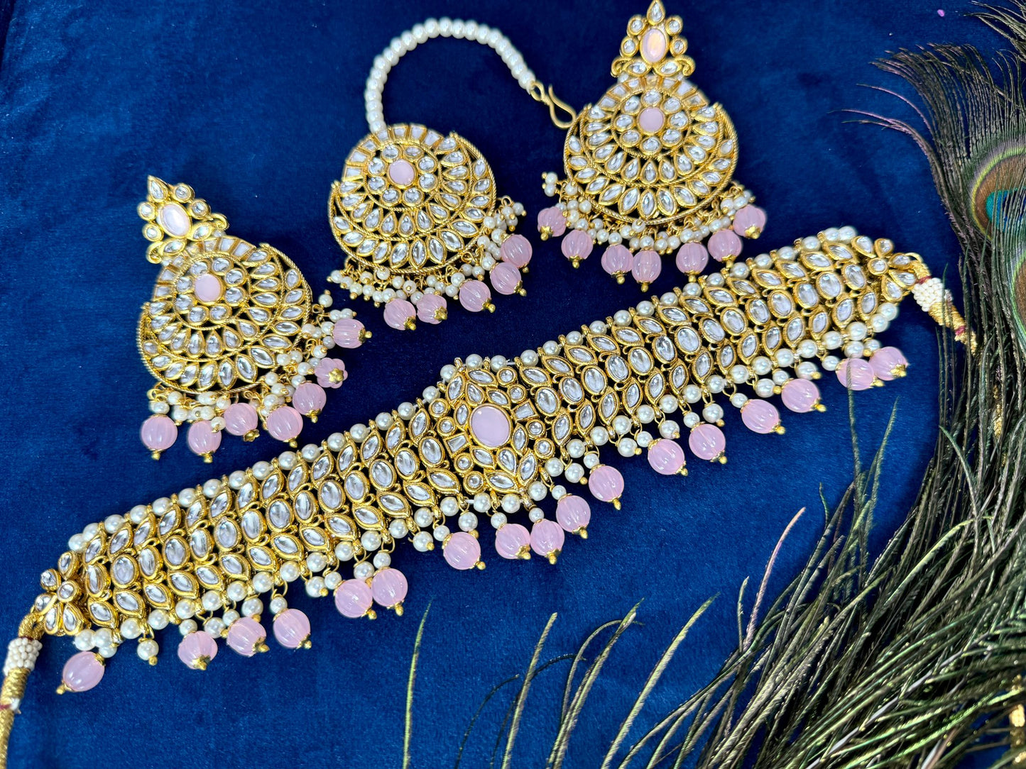 Pink Kundan Choker- Majesty 1010