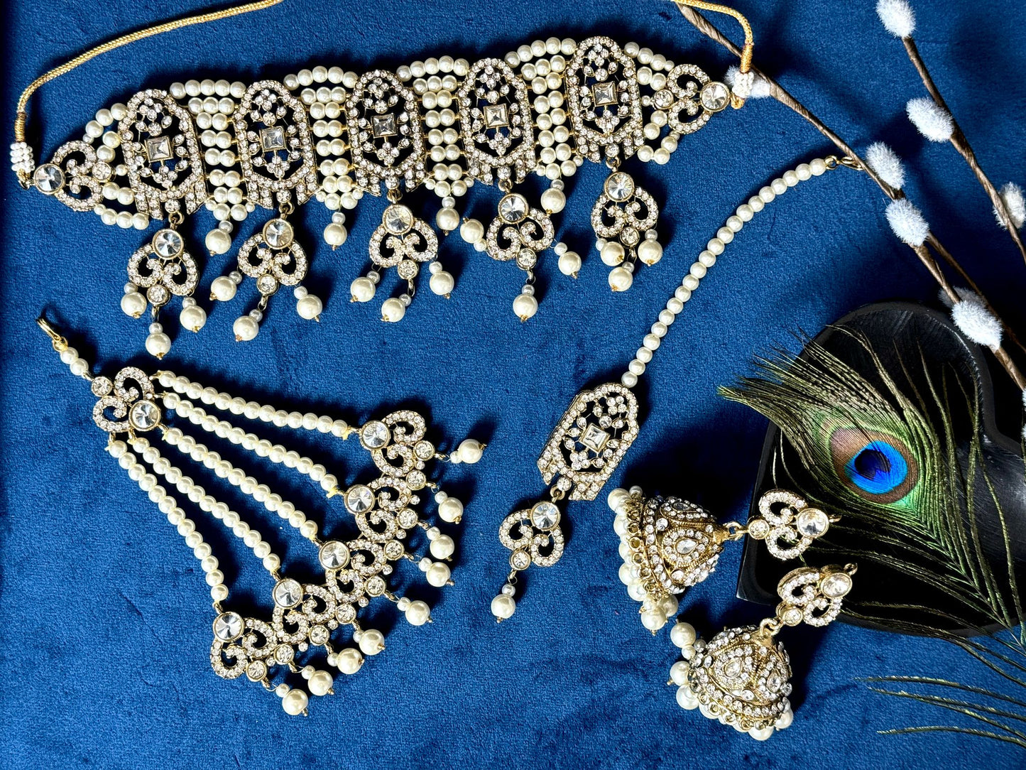 Gold and white pearl choker set- Majesty 1001