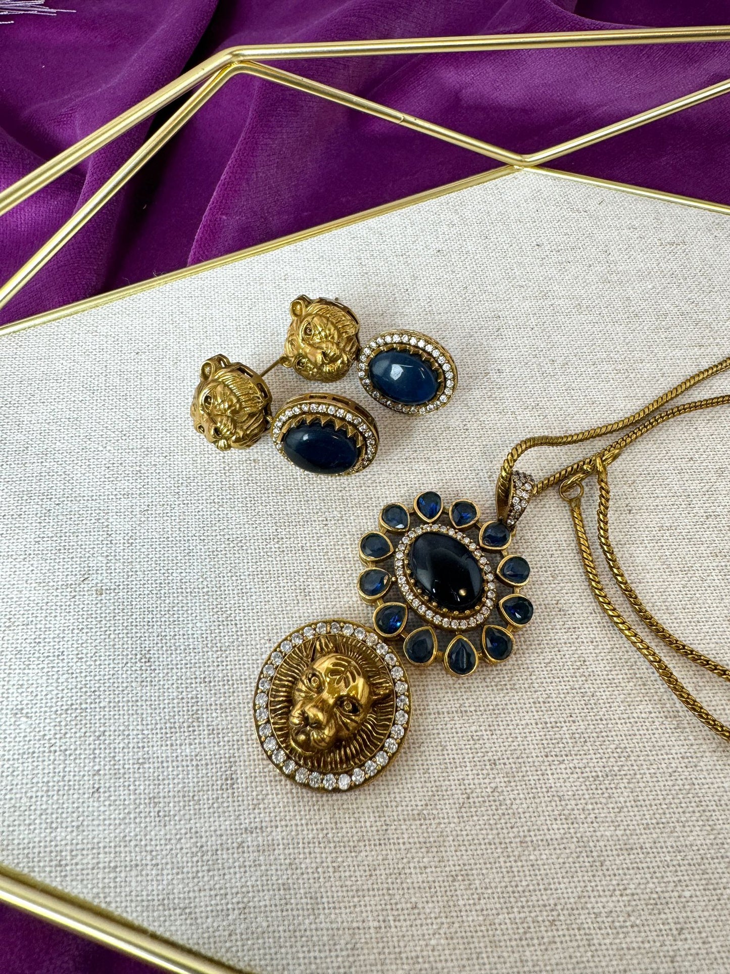 Navy Blue Lion Pendant Set- Roar 1004