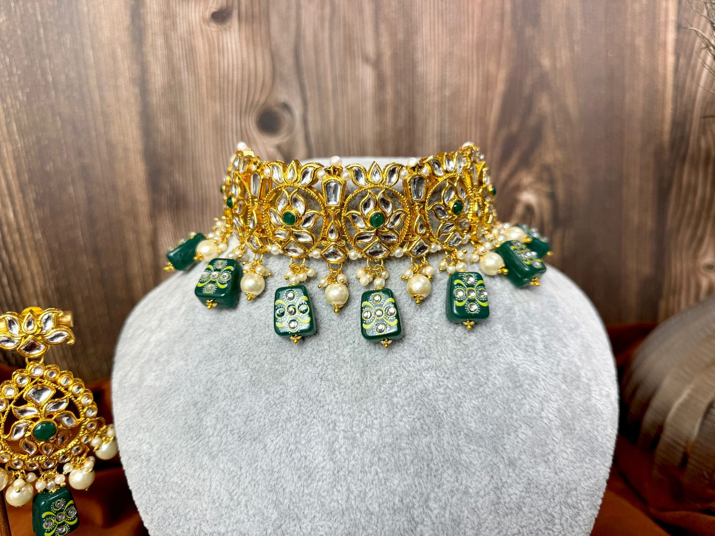 Emerald Green Meenakari Set- Charisma 1005