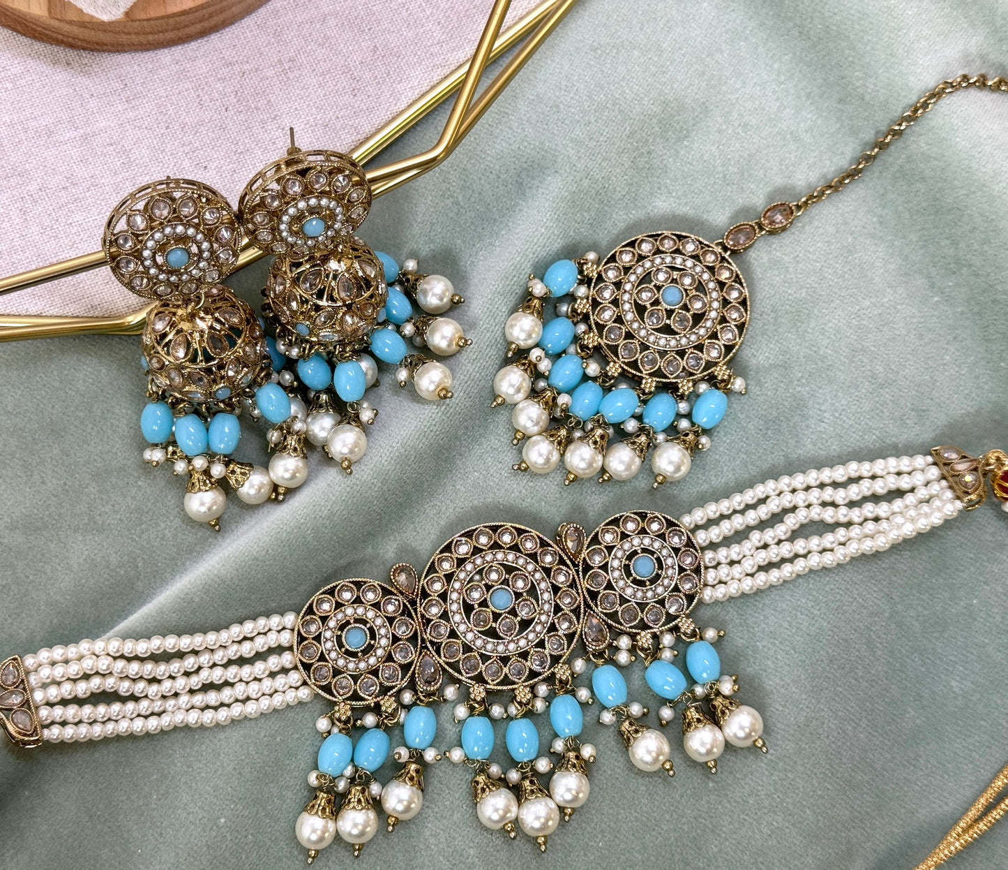 Sky Blue Pearl Choker - Grace 1002