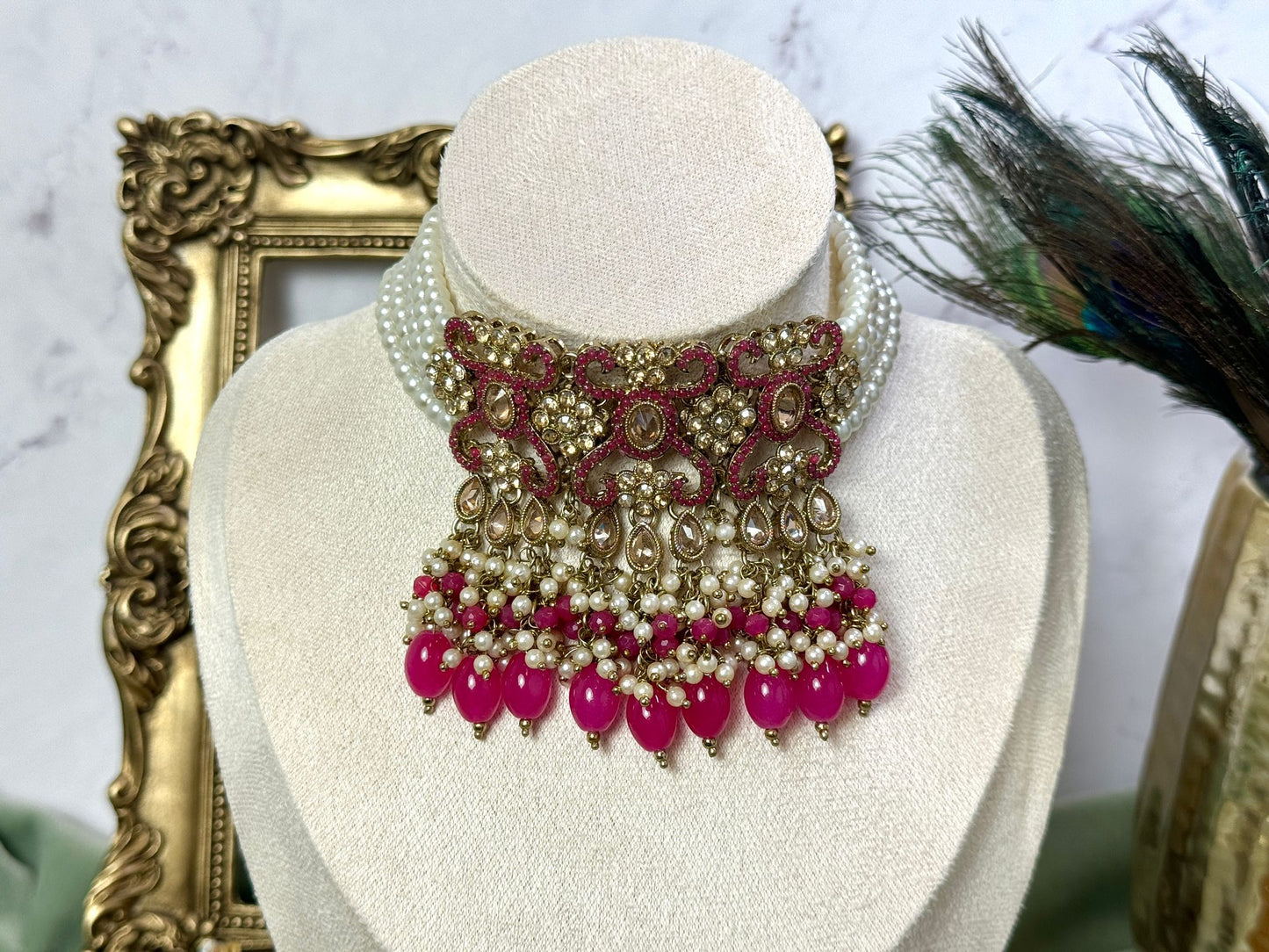 Magenta Pearl Choker- Grace 1001