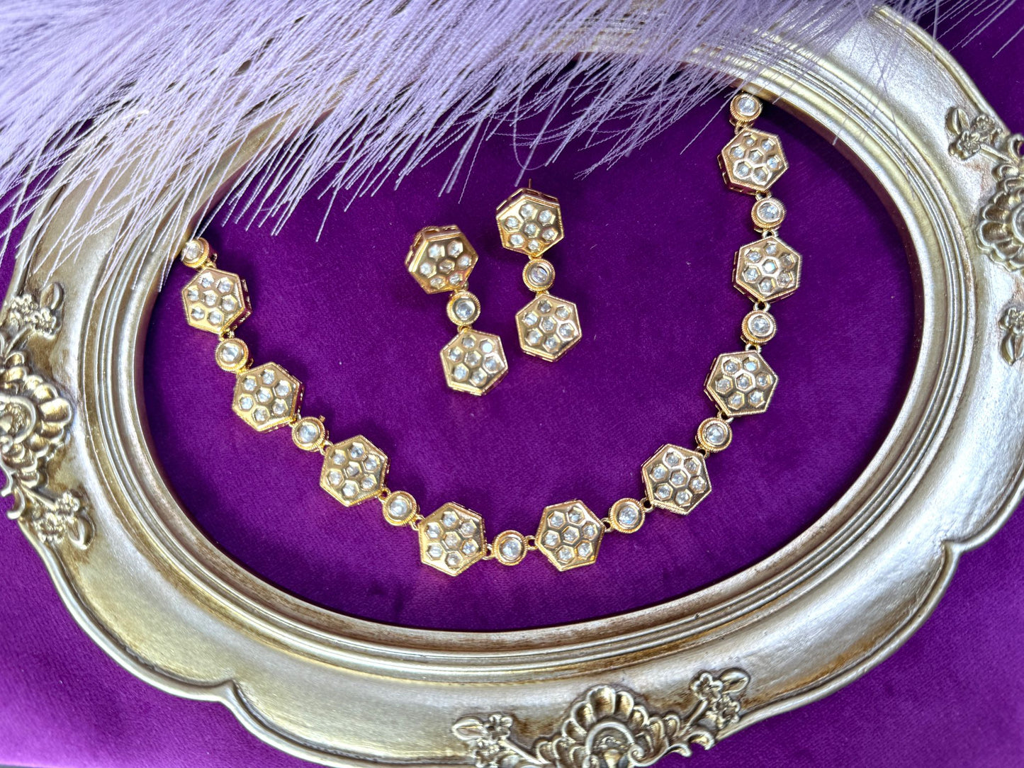 Gold Tyaani Necklace- Roar 1033