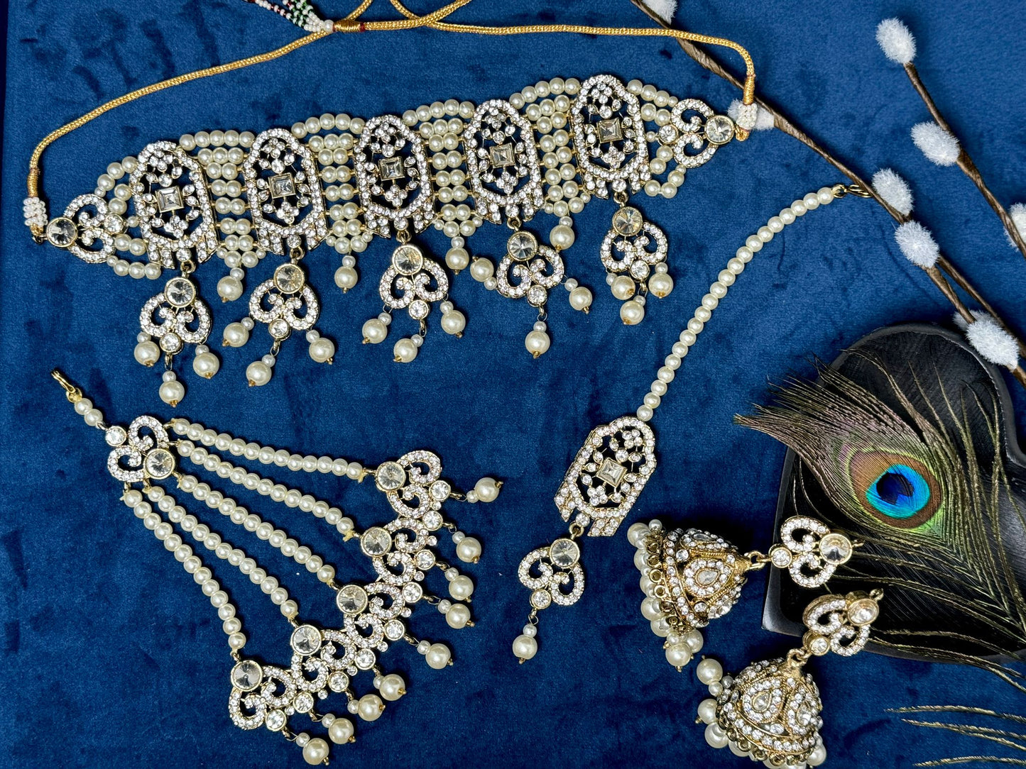 Gold and white pearl choker set- Majesty 1001