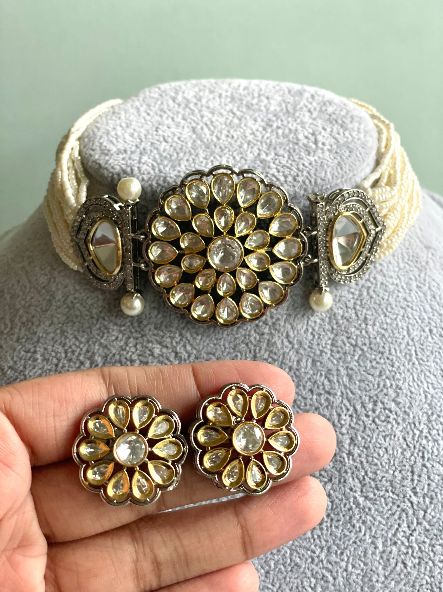 White Victorian Choker