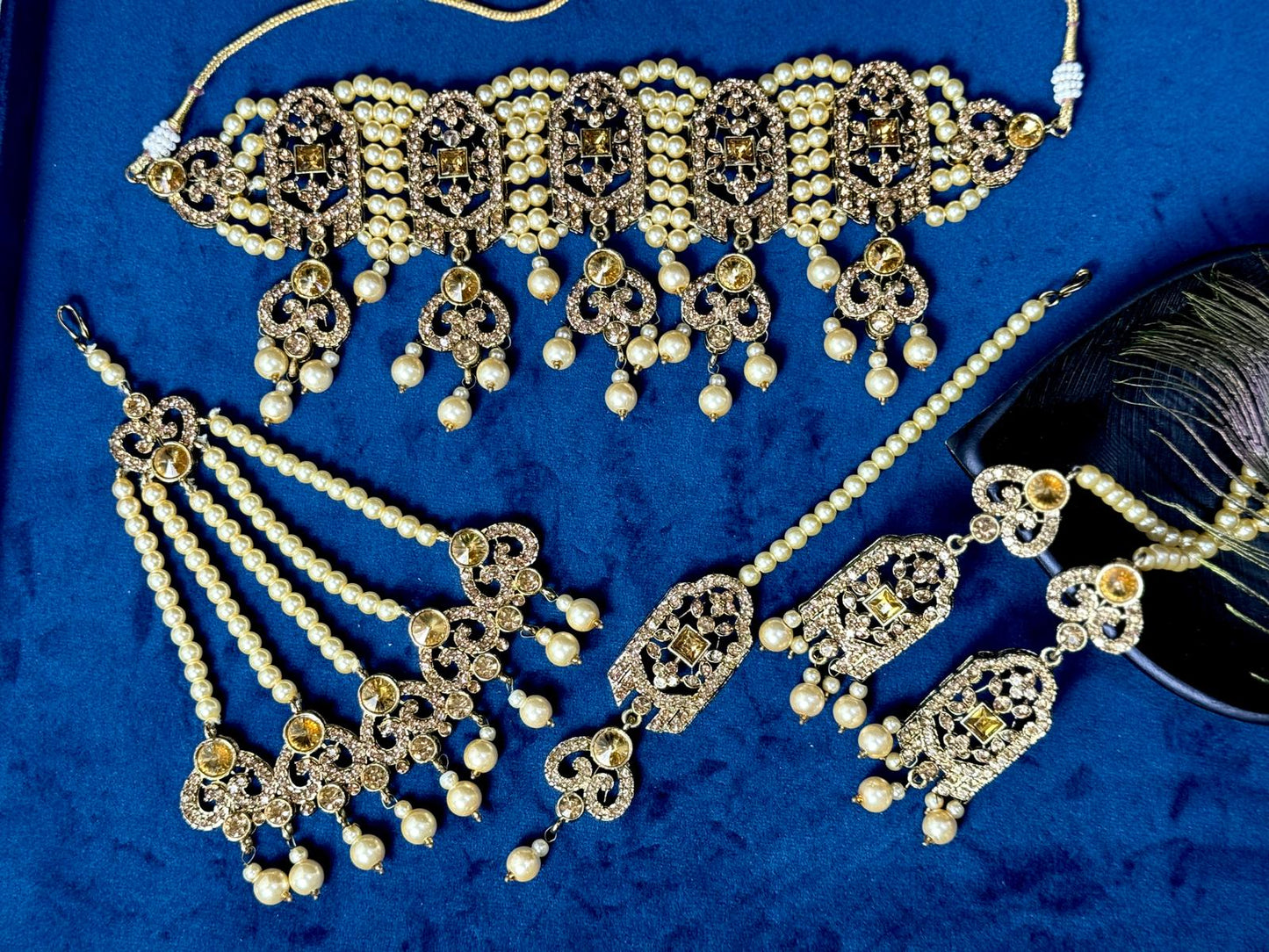 Gold Champagne Pearl Choker Set - Majesty 1001