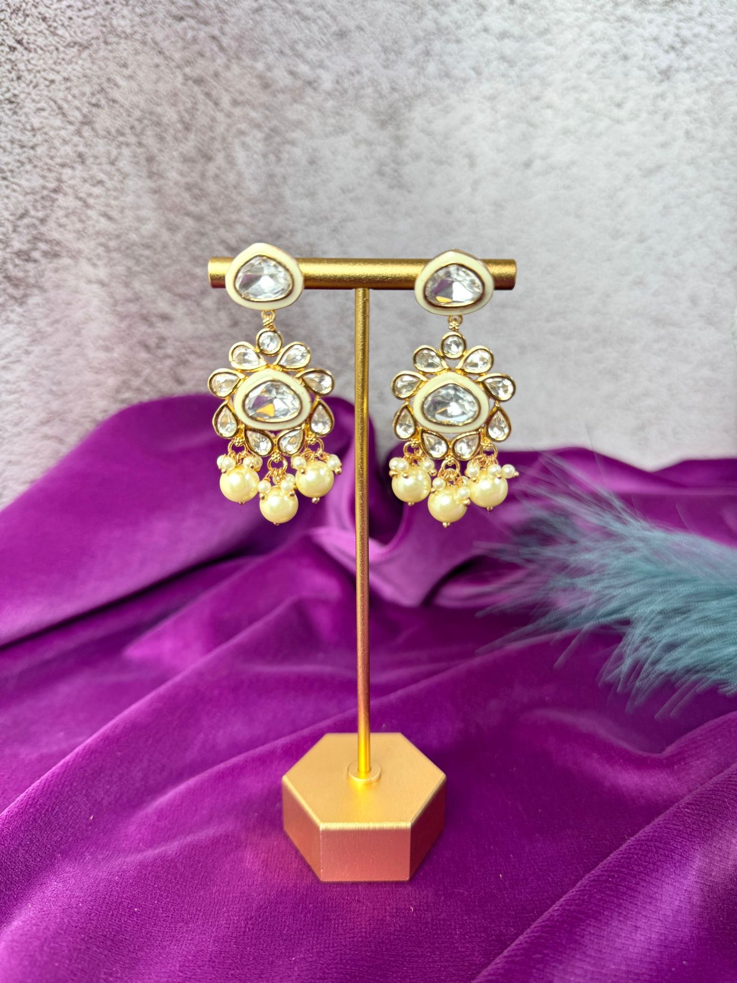 White Uncut Kundan Set - Roar 1017