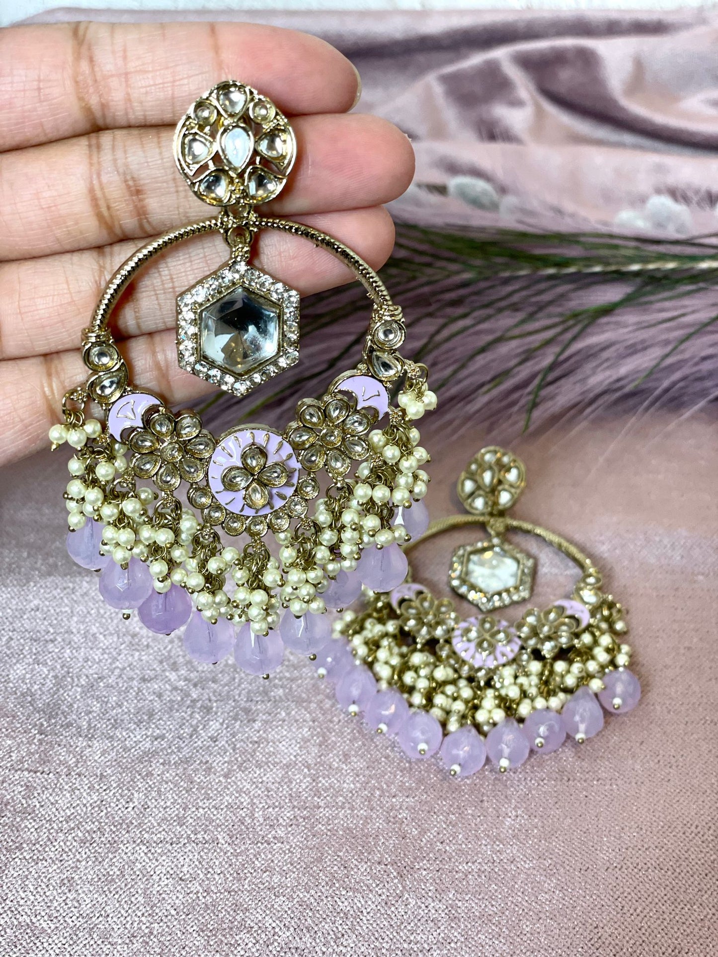 Lavender Chandbalis - Aura 1009