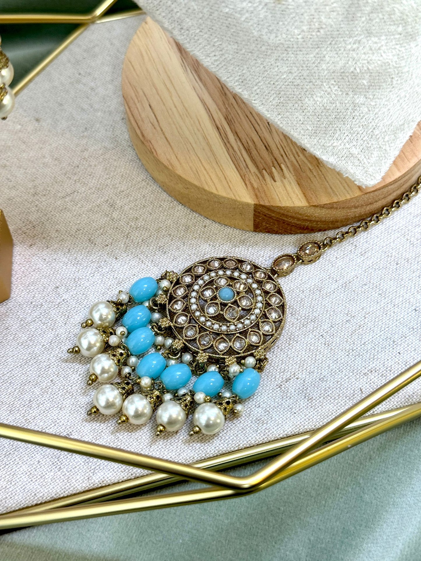 Sky Blue Pearl Choker - Grace 1002