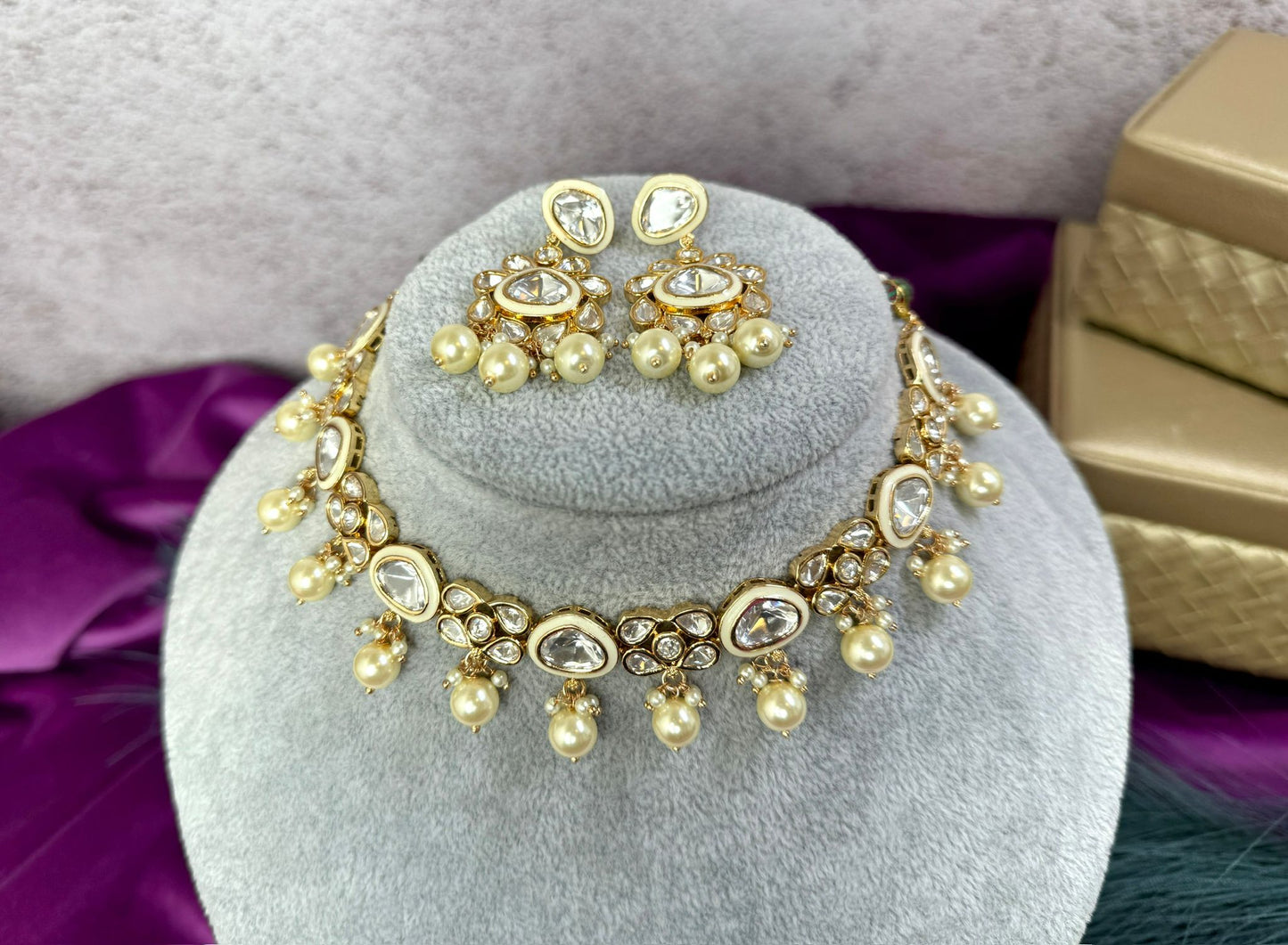 White Uncut Kundan Set - Roar 1017