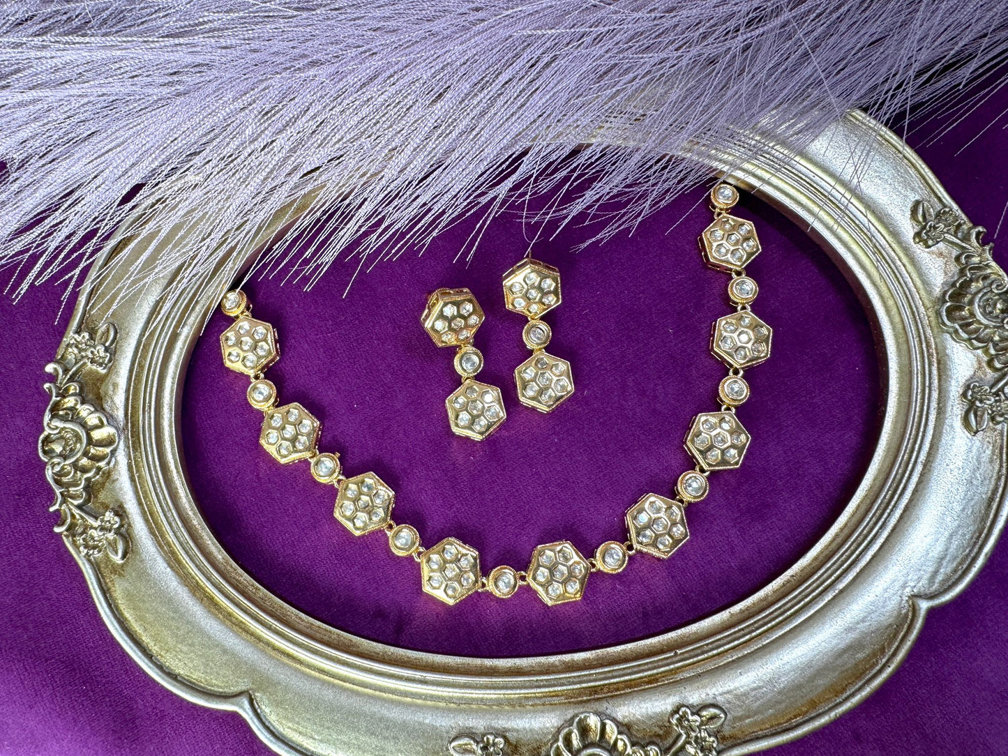 Gold Tyaani Necklace- Roar 1033