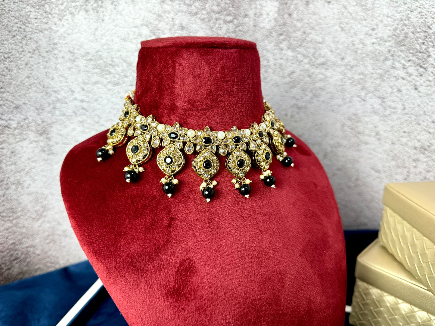 Black Gold Choker- Majesty 1011