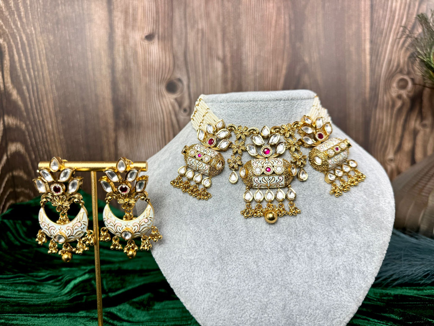 Pearl Meenakari Choker- Charisma 1010
