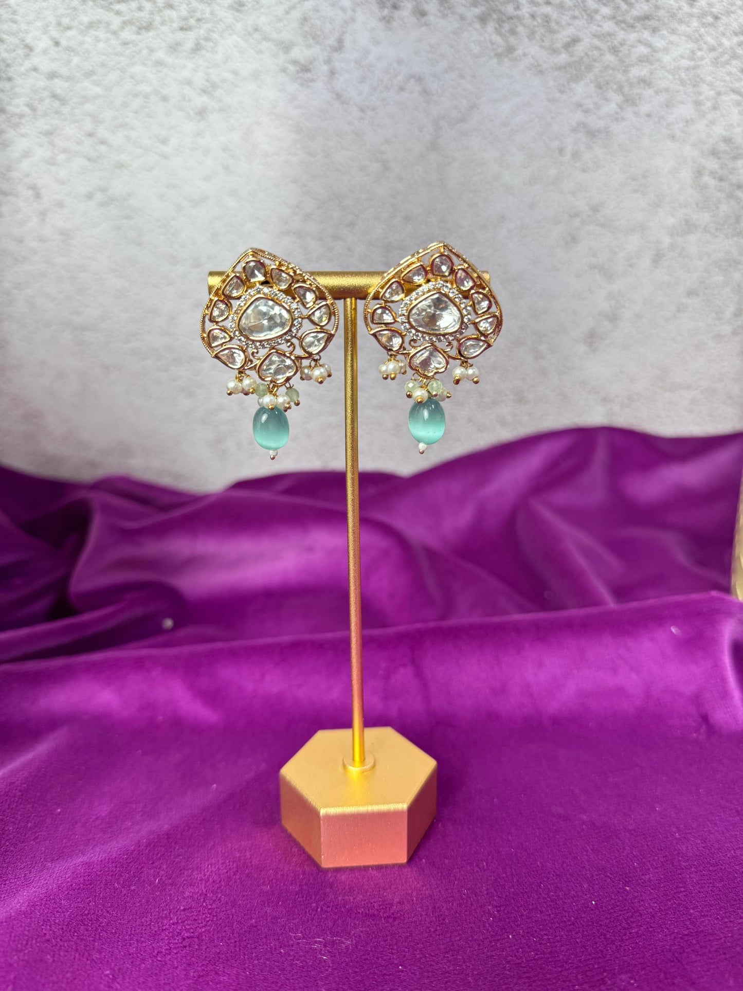 Baby Blue Tyaani Choker- Roar 1016