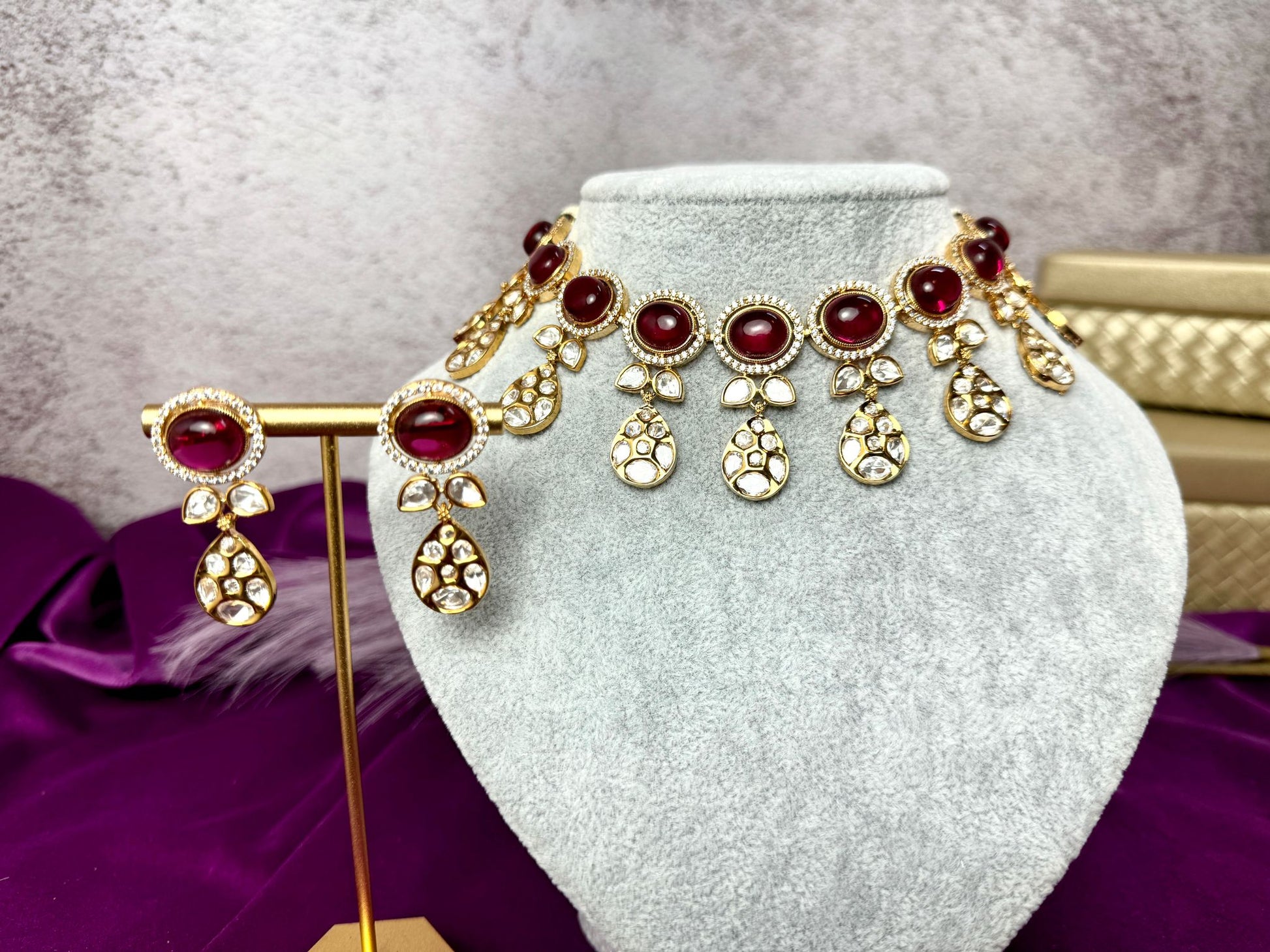 Elegant Red Gold Tyaani Choker and Earrings Set