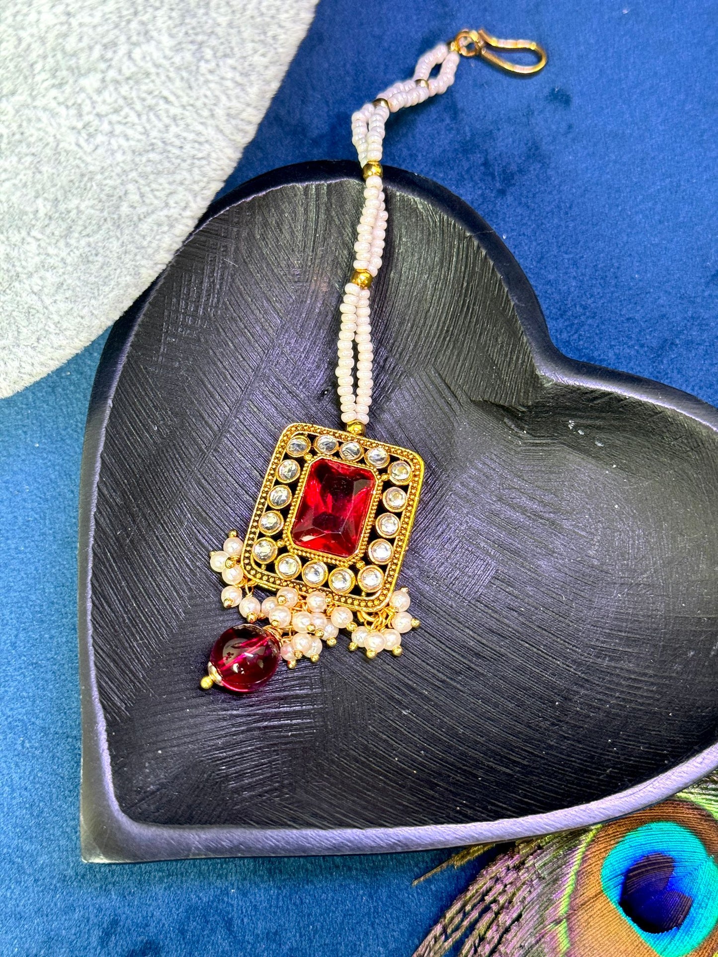 Red and Gold Choker Set- Majesty 1006