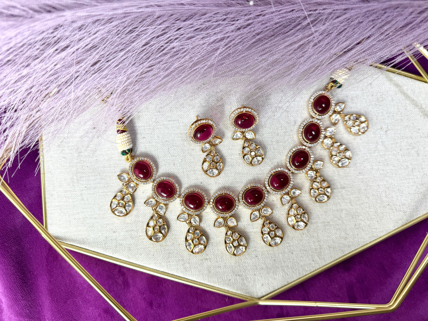 Red Gold Tyaani Choker- Roar 1022