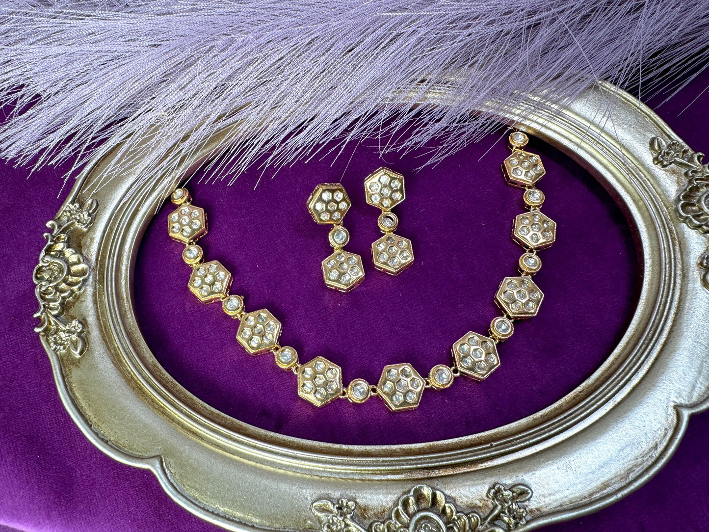 Gold Tyaani Necklace- Roar 1033