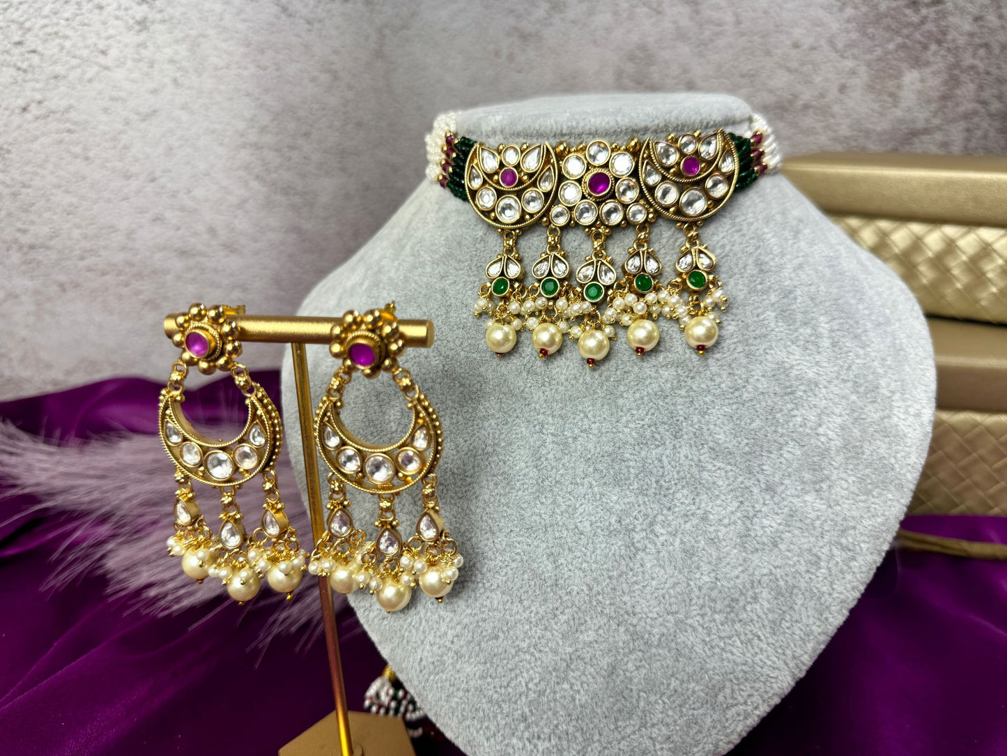 Green Pink Kundan Choker- Roar 1029
