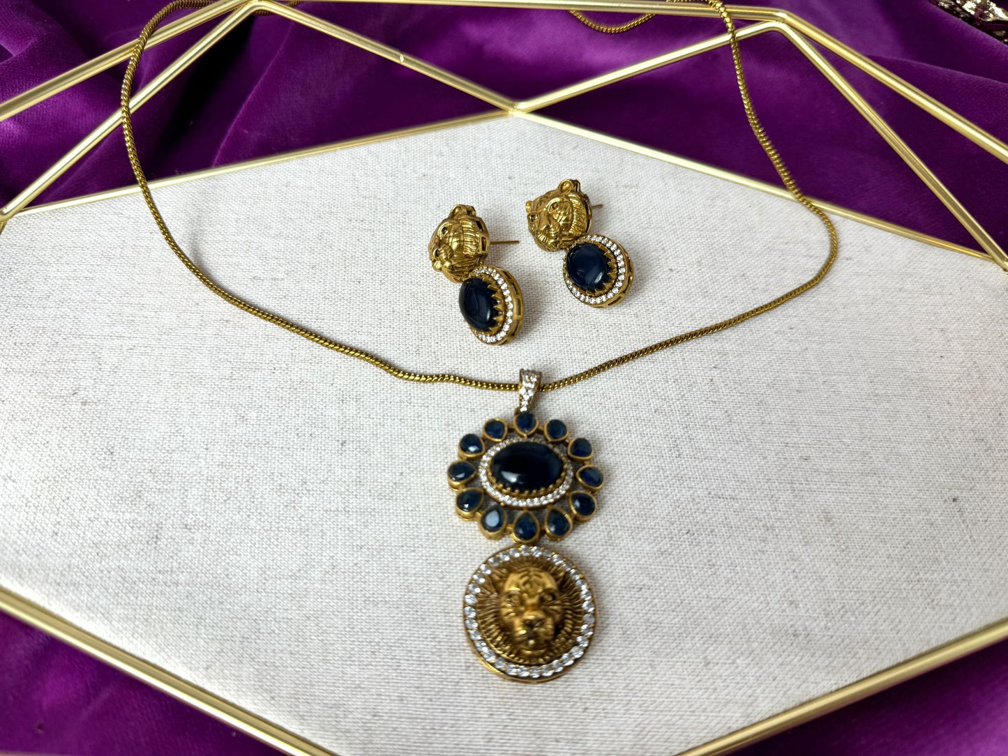 Navy Blue Lion Pendant Set- Roar 1004