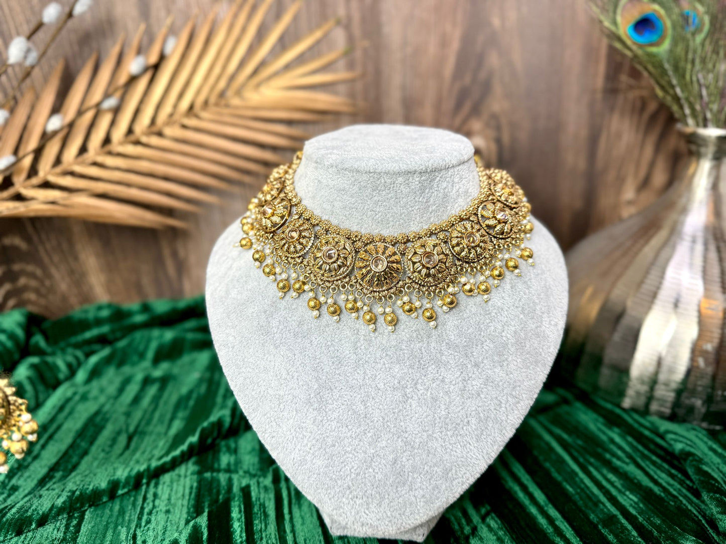 Antique Gold Set- Charisma 1002