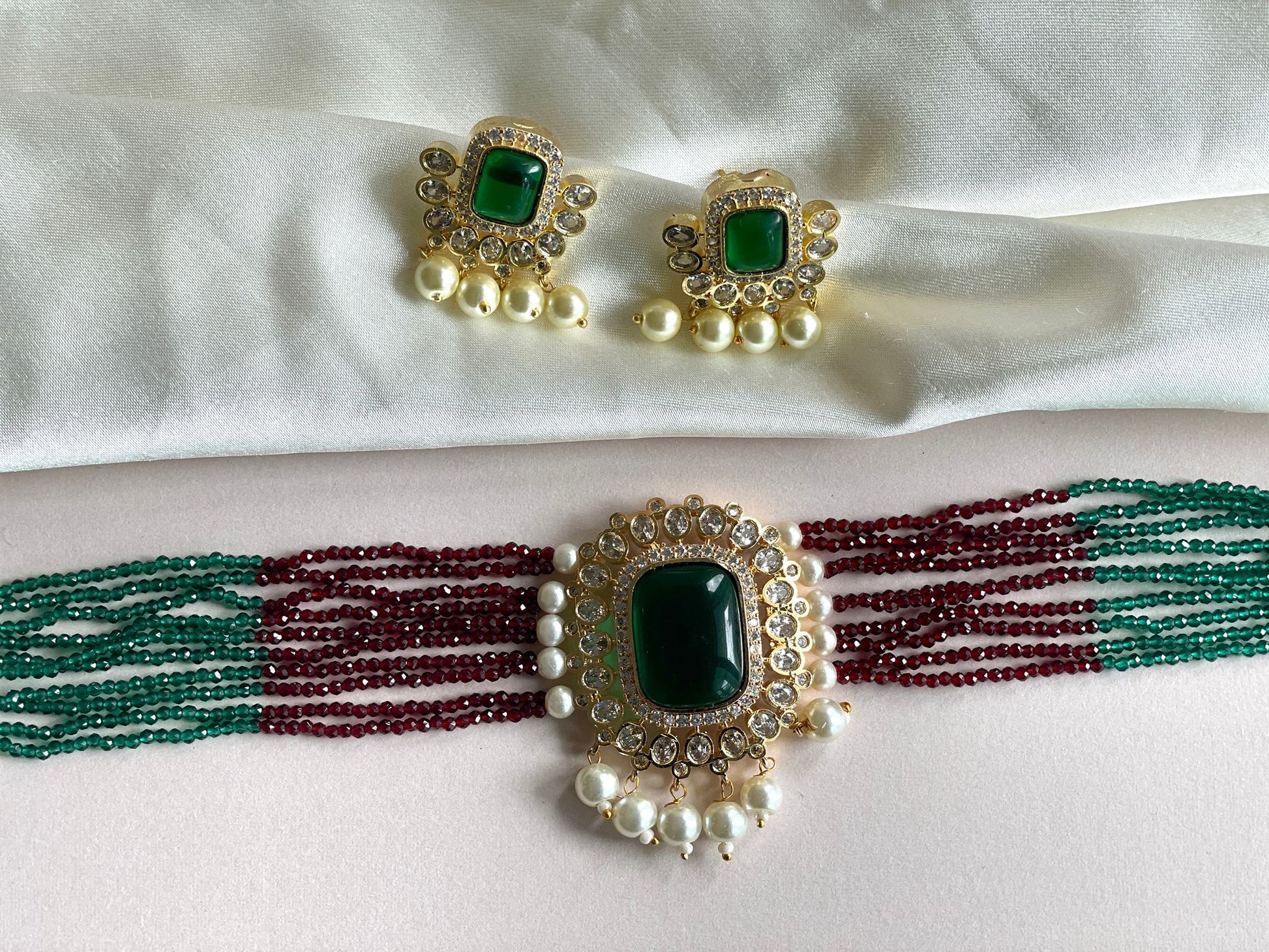 green red indian choker