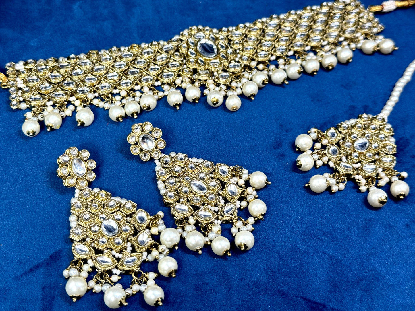 Gold Plated Pearl Choker - Majesty 1003