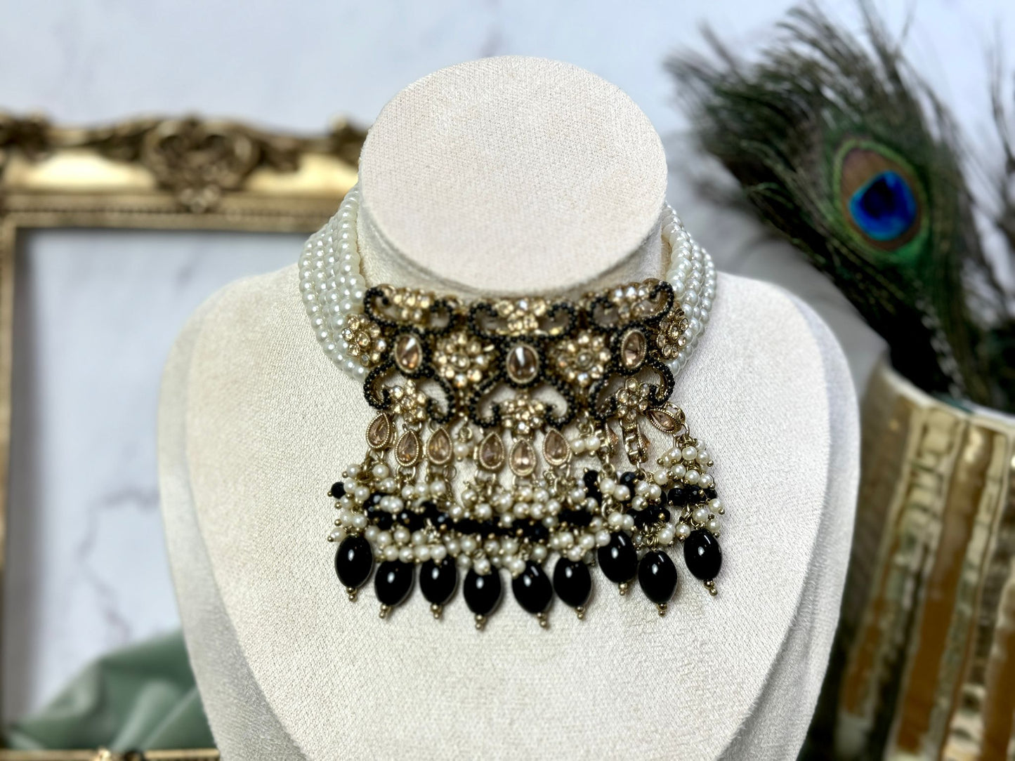 Black Pearl Choker- Grace 1001