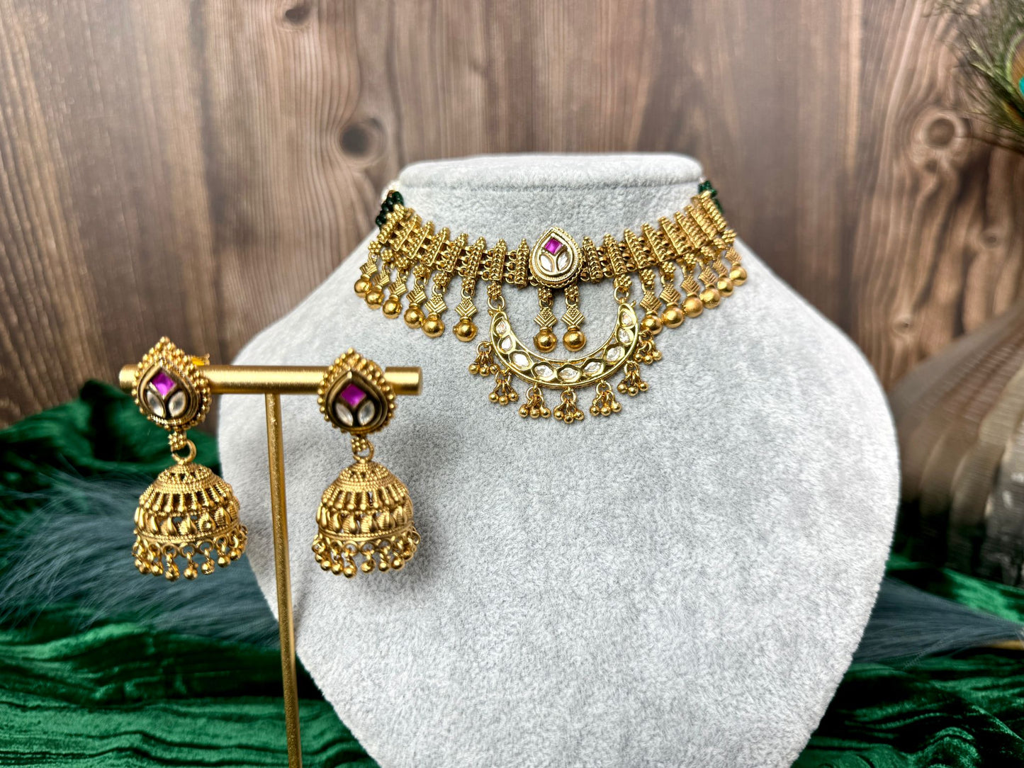 Antique Gold Choker Set- Charisma 1017