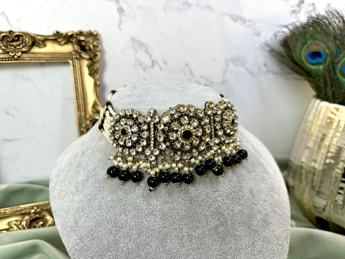 Black Pearl Choker- Grace 1004