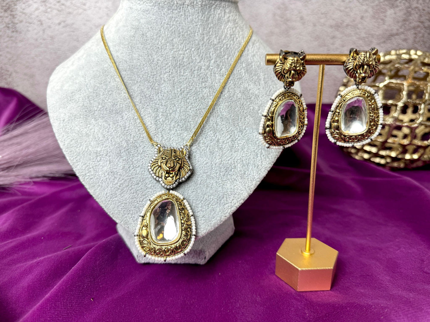 Gold Lion Head Pendant Set - Roar 1005
