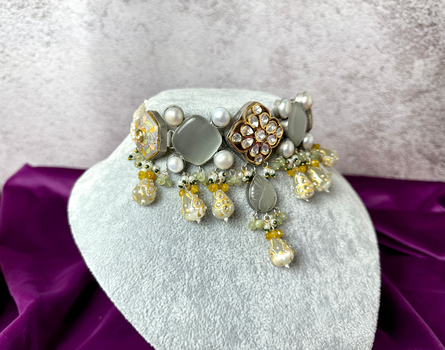 White Gray Kundan Set- Roar 1007