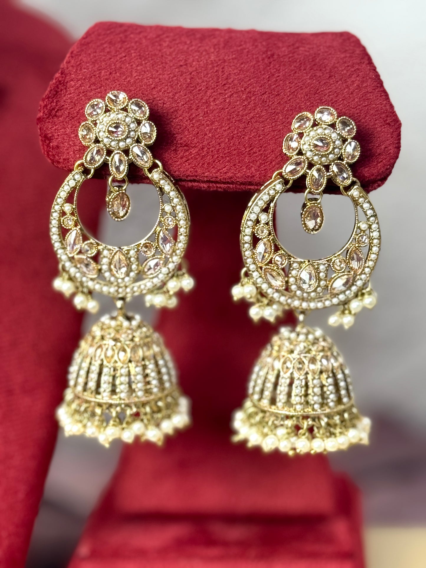 Antique Gold Hanging Set