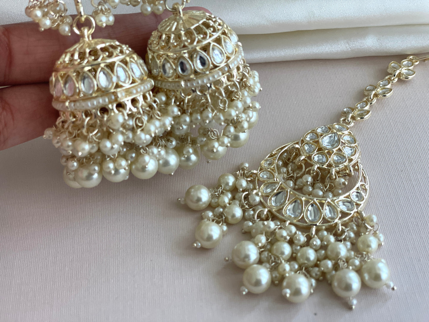 Gold Kundan Tikka Set