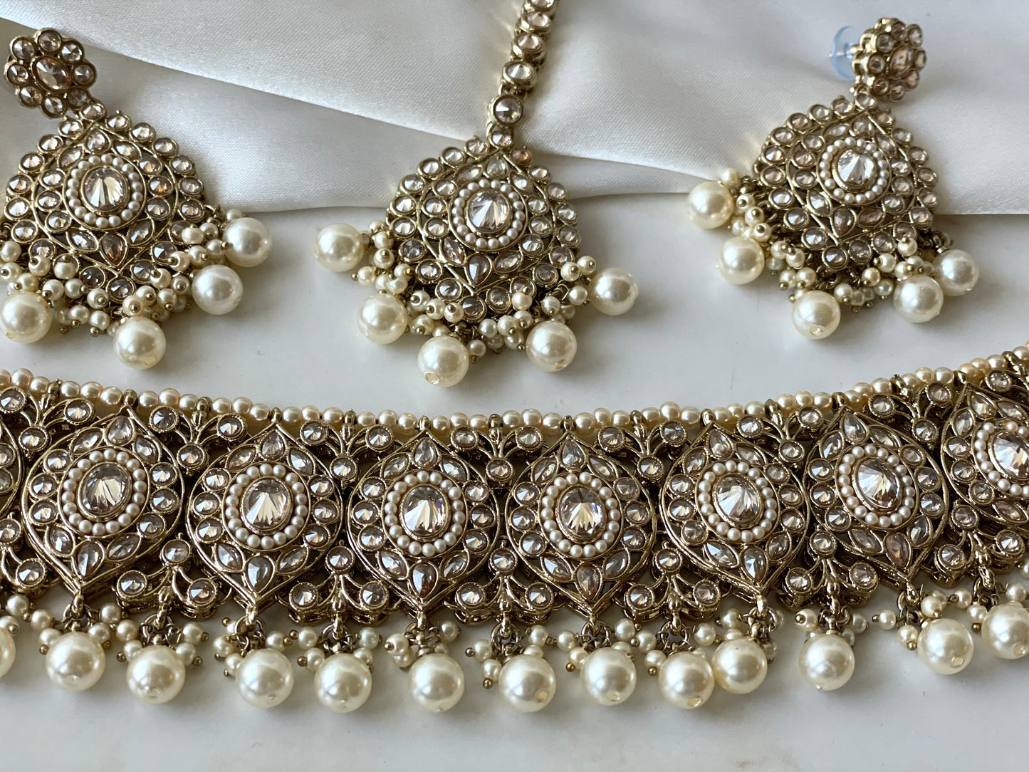 Thick Gold Choker Set