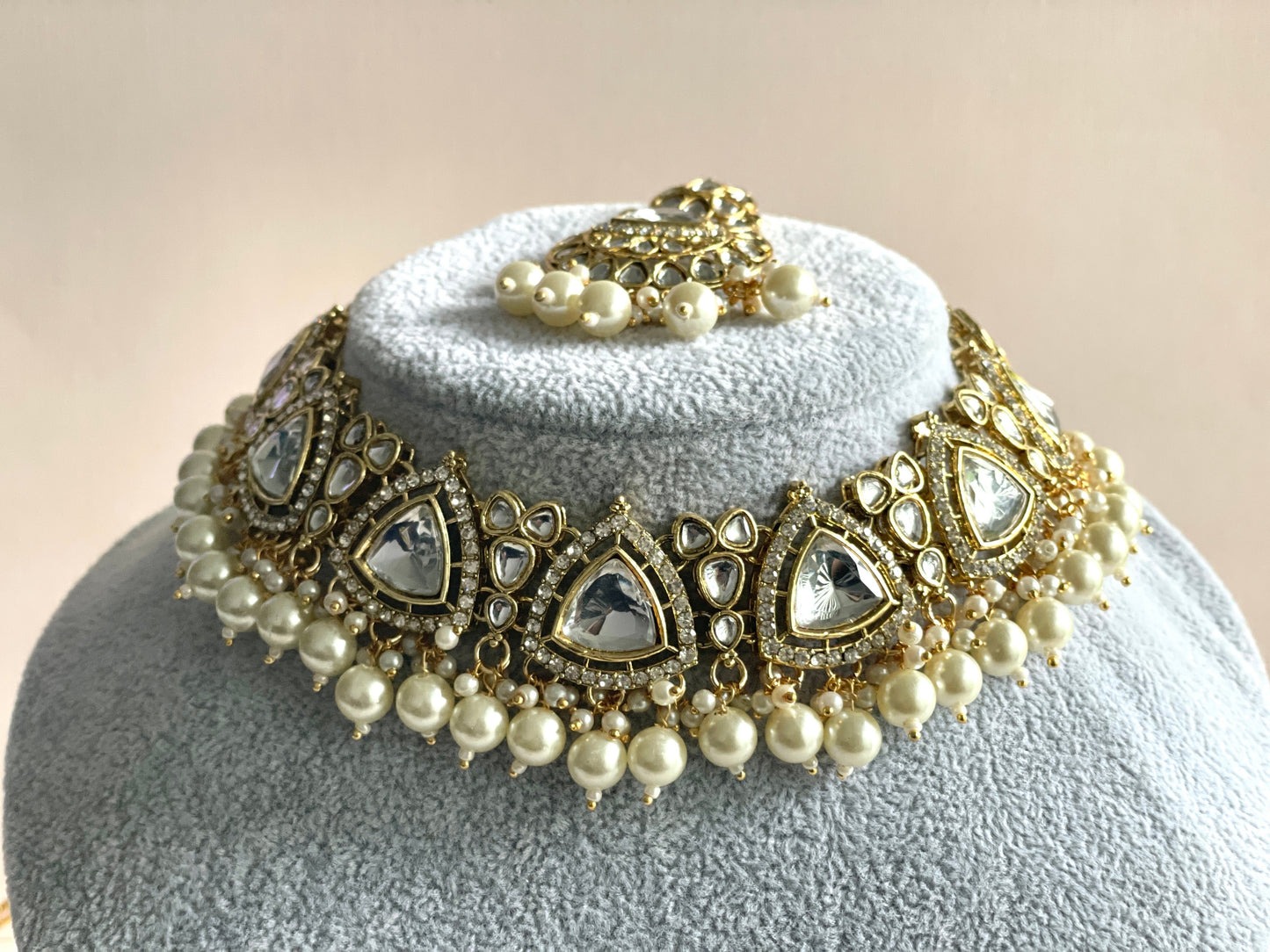 Chahat Kundan Set- Gold