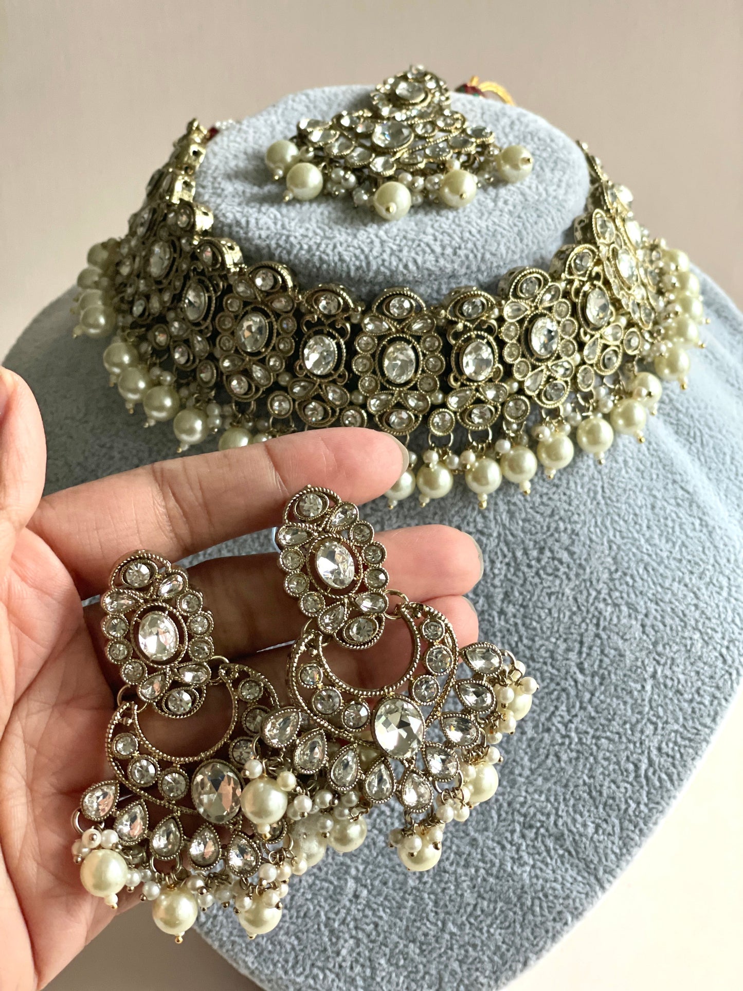 Priya Set- Gold