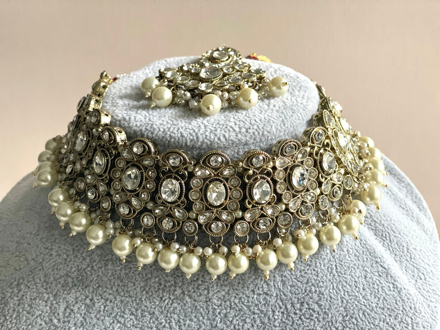 Priya Set- Gold