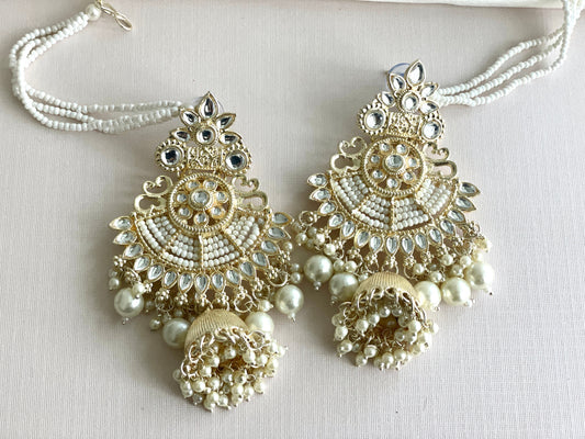 Elegant gold jhumka